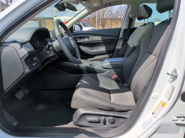 Used 2024 Honda Accord EX image 18