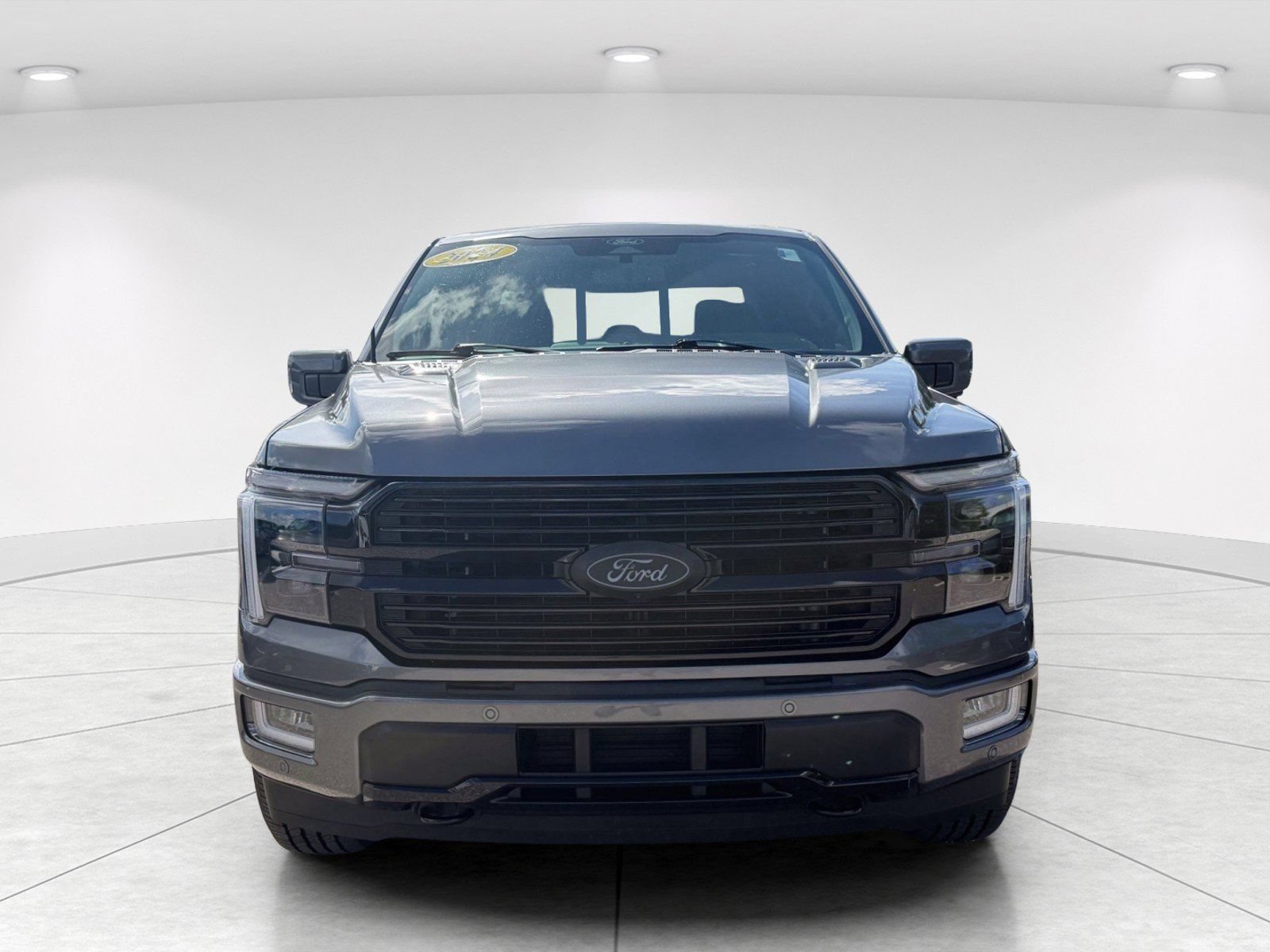 Used 2024 Ford F150 Platinum w/ Equipment Group 702A High AWD/4WD image 2