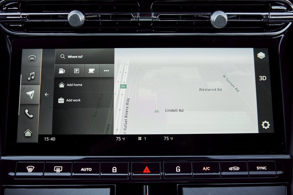 Used 2024 Aston Martin DB12 image 57