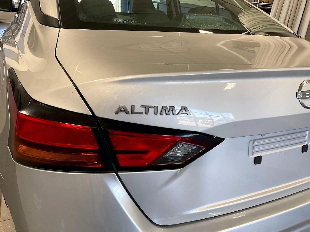 Certified 2024 Nissan Altima 2.5 SV FWD image 28