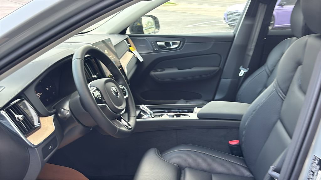 New 2026 Volvo XC60 B5 Ultra w/ Climate Package AWD/4WD image 25