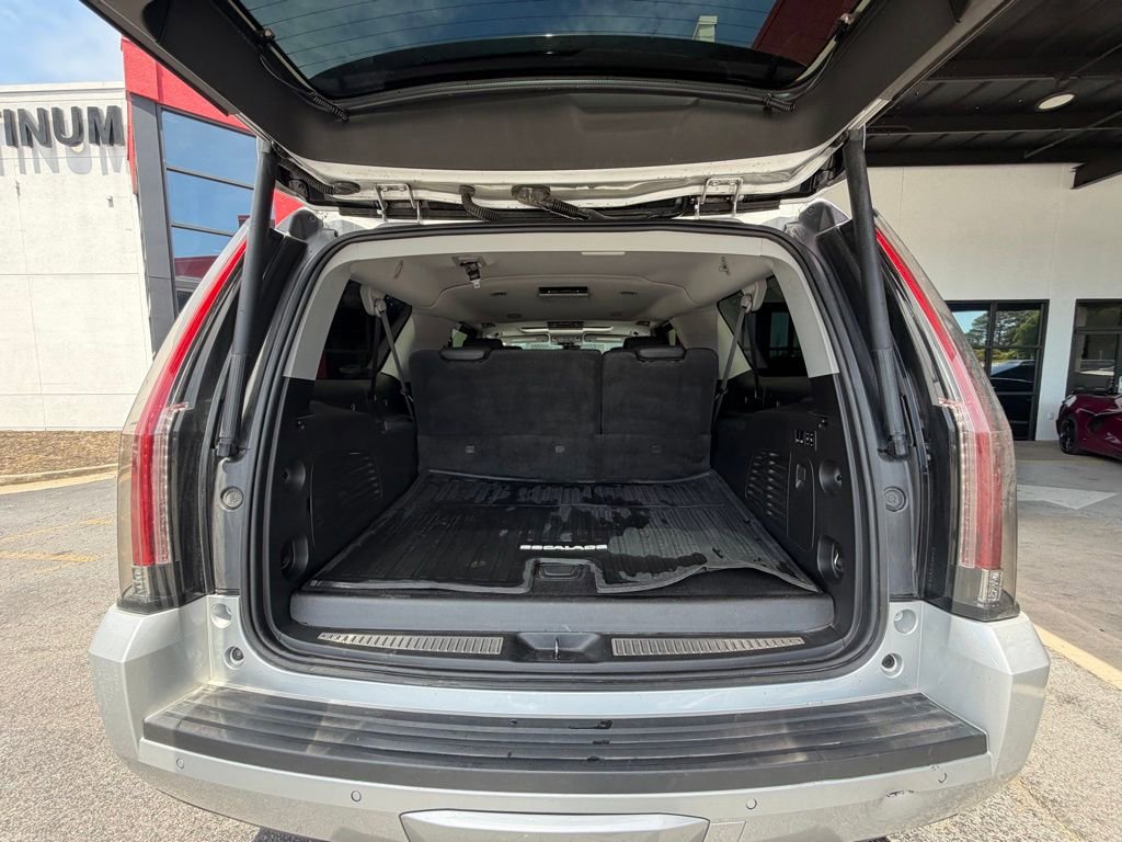 Used 2020 Cadillac Escalade ESV Premium Luxury AWD/4WD image 8