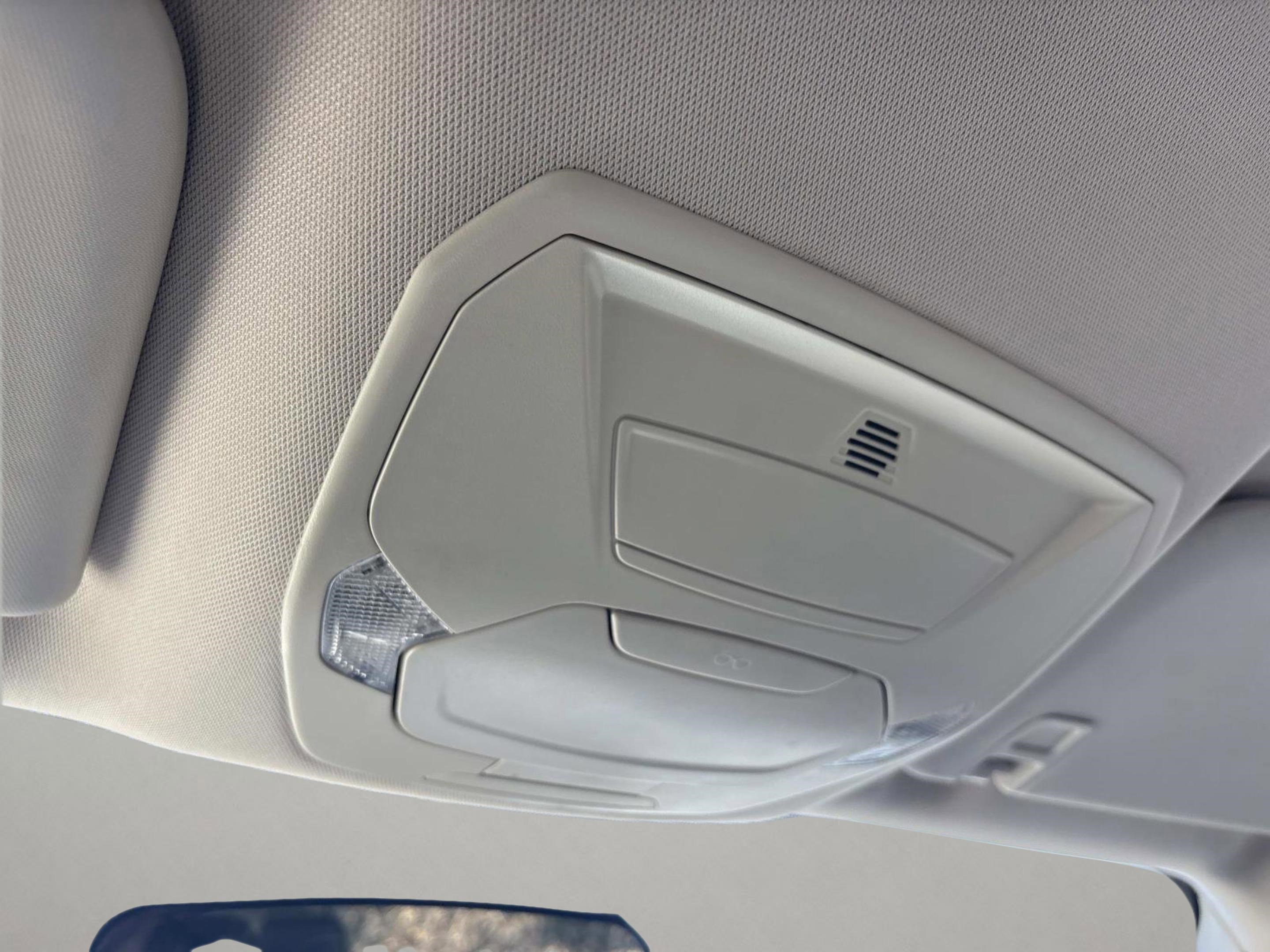 Used 2017 Ford Escape SE w/ Equipment Group 201A image 33