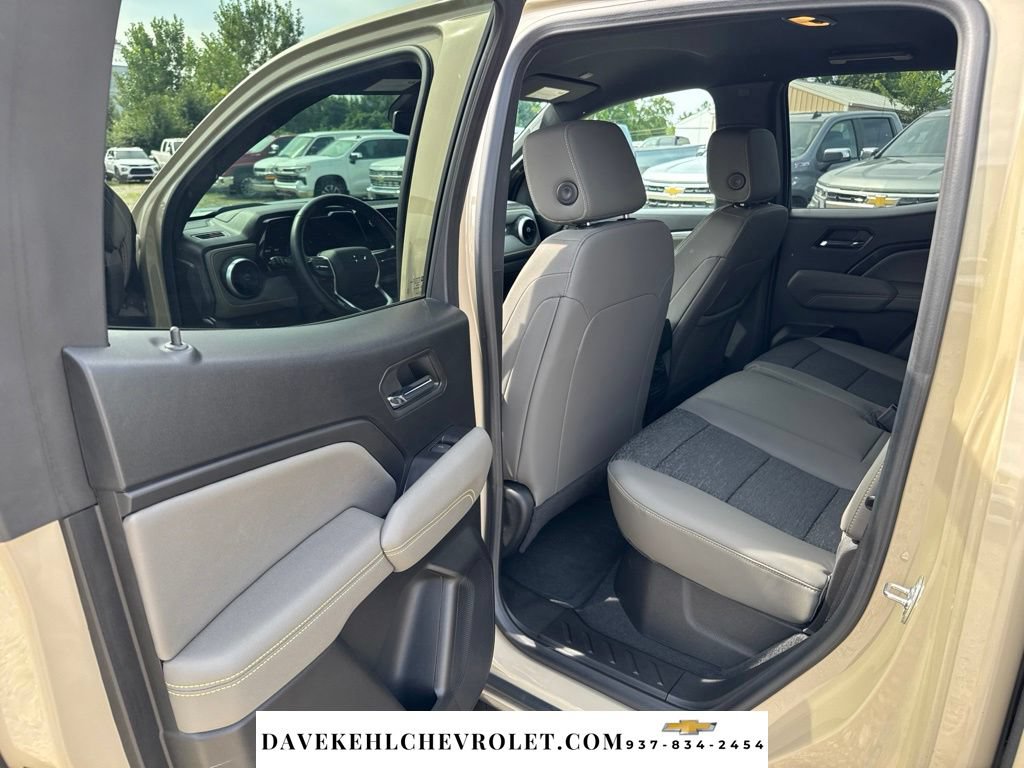 Used 2024 Chevrolet Colorado ZR2 AWD/4WD image 16