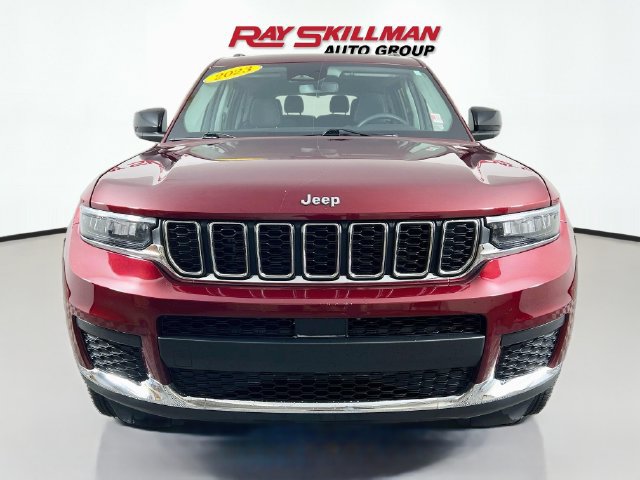 Used 2023 Jeep Grand Cherokee L Laredo w/ Luxury Tech Group I AWD/4WD image 2