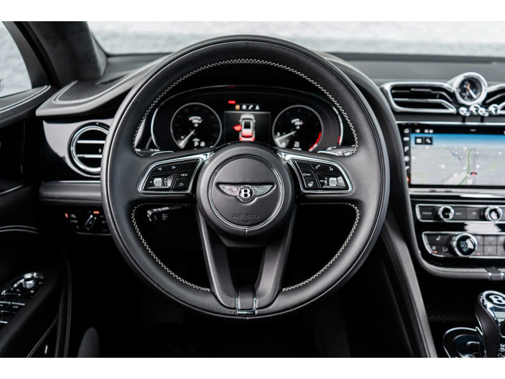 Certified 2022 Bentley Bentayga image 31