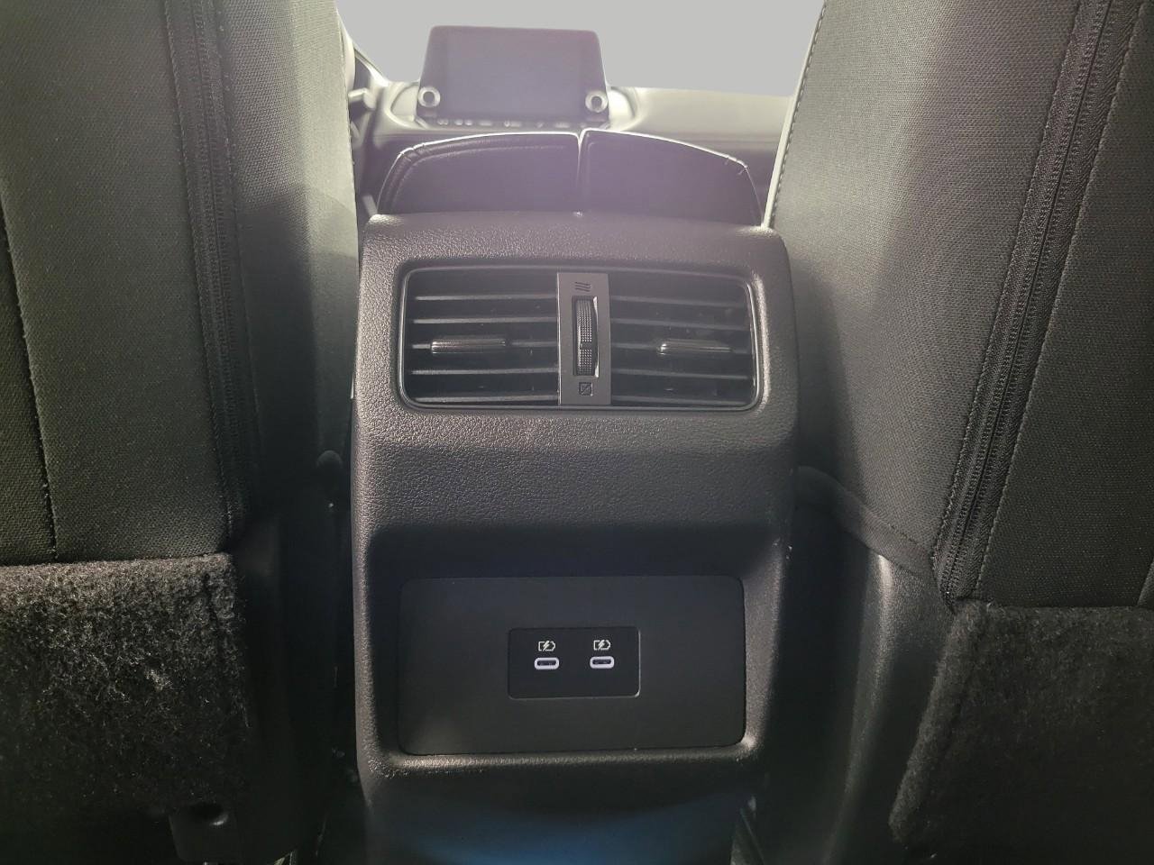 Used 2025 Nissan Rogue SV image 23