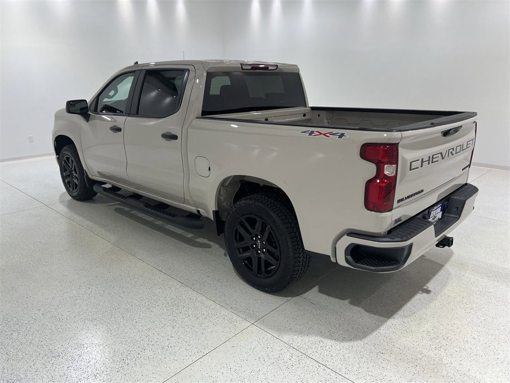 New 2026 Chevrolet Silverado 1500 Custom image 3