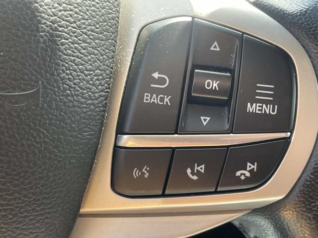 Used 2022 Ford Explorer XLT w/ Equipment Group 202A AWD/4WD image 23