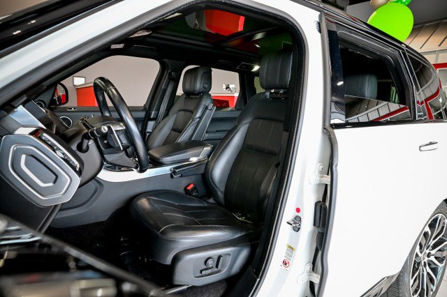 Used 2021 Land Rover Range Rover Sport HSE Silver Edition image 18
