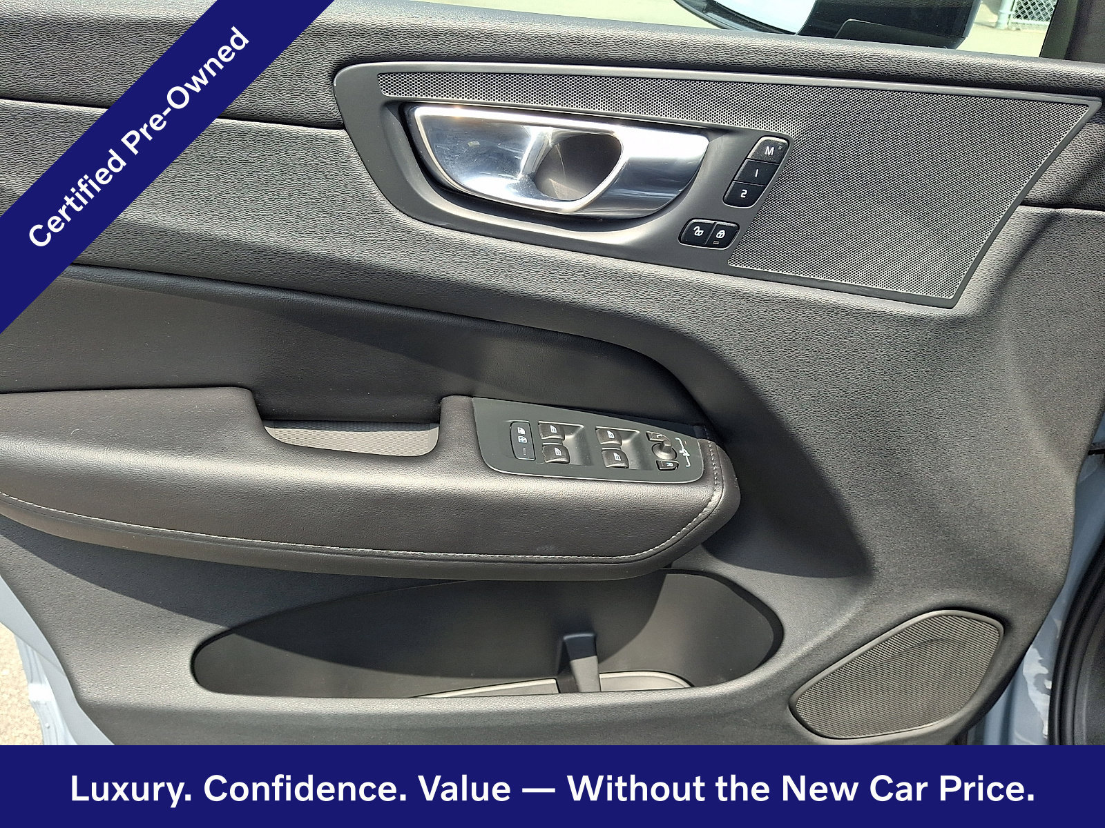 Certified 2024 Volvo XC60 B5 Plus w/ Climate Package AWD/4WD image 13