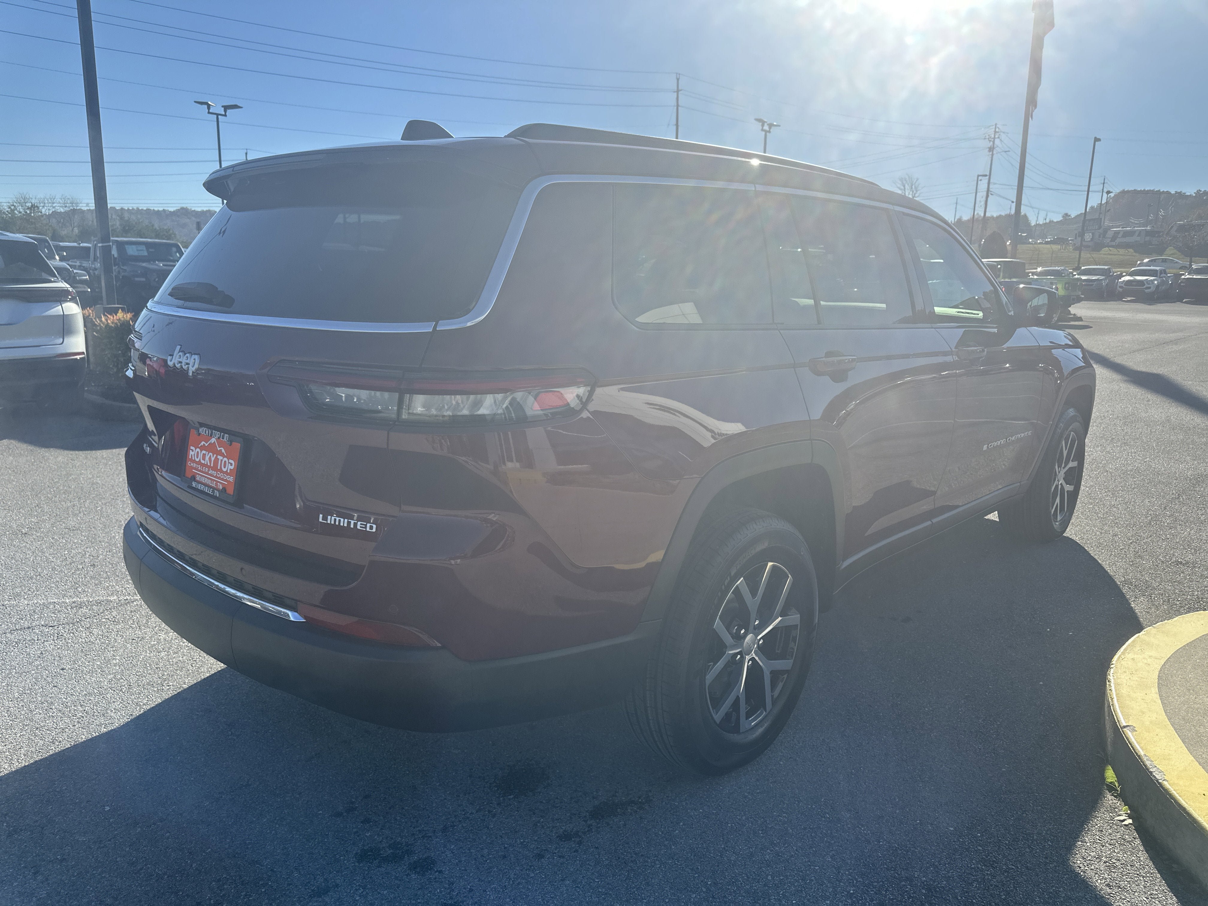 New 2025 Jeep Grand Cherokee L Limited AWD/4WD image 7