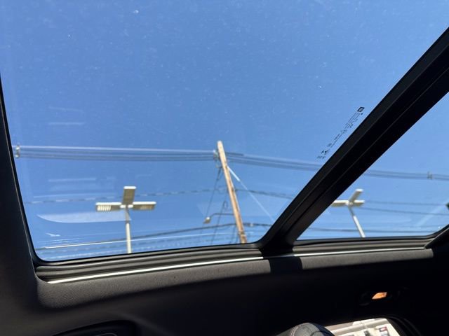 Used 2023 Chevrolet TrailBlazer RS w/ Sun and Liftgate Package AWD/4WD image 30