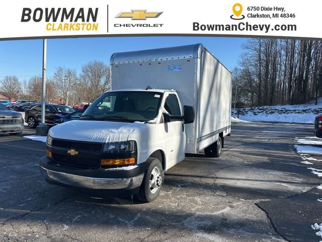 New 2025 Chevrolet Express 3500 Work Van w/ Power Convenience Package RWD image 1
