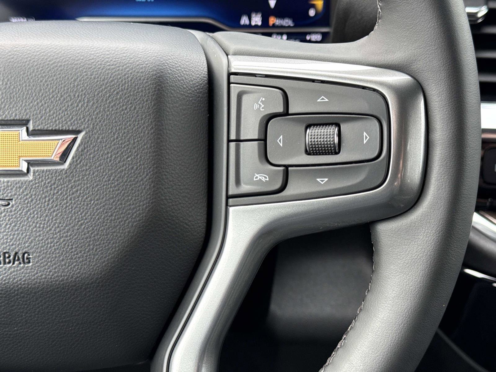 Used 2024 Chevrolet Silverado 1500 LT image 6