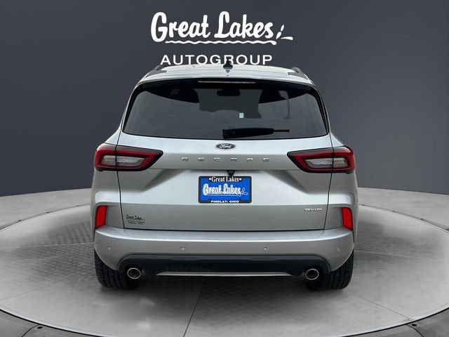 Used 2024 Ford Escape ST-Line Elite w/ Premium Technology Package image 4