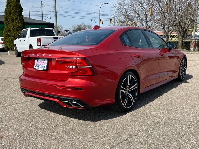 Used 2019 Volvo S60 T6 R-Design image 6