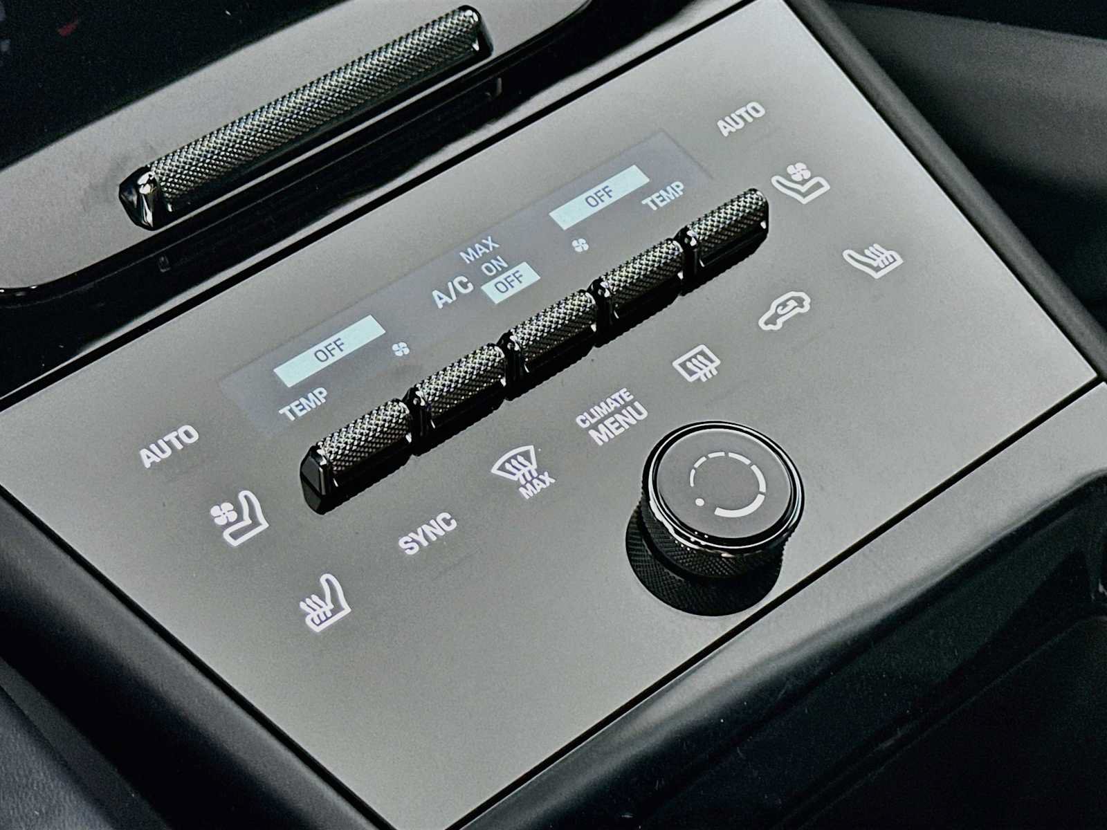 Certified 2026 Porsche Cayenne Coupe AWD/4WD image 21