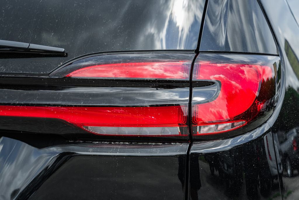 New 2025 Chrysler Pacifica Select image 6