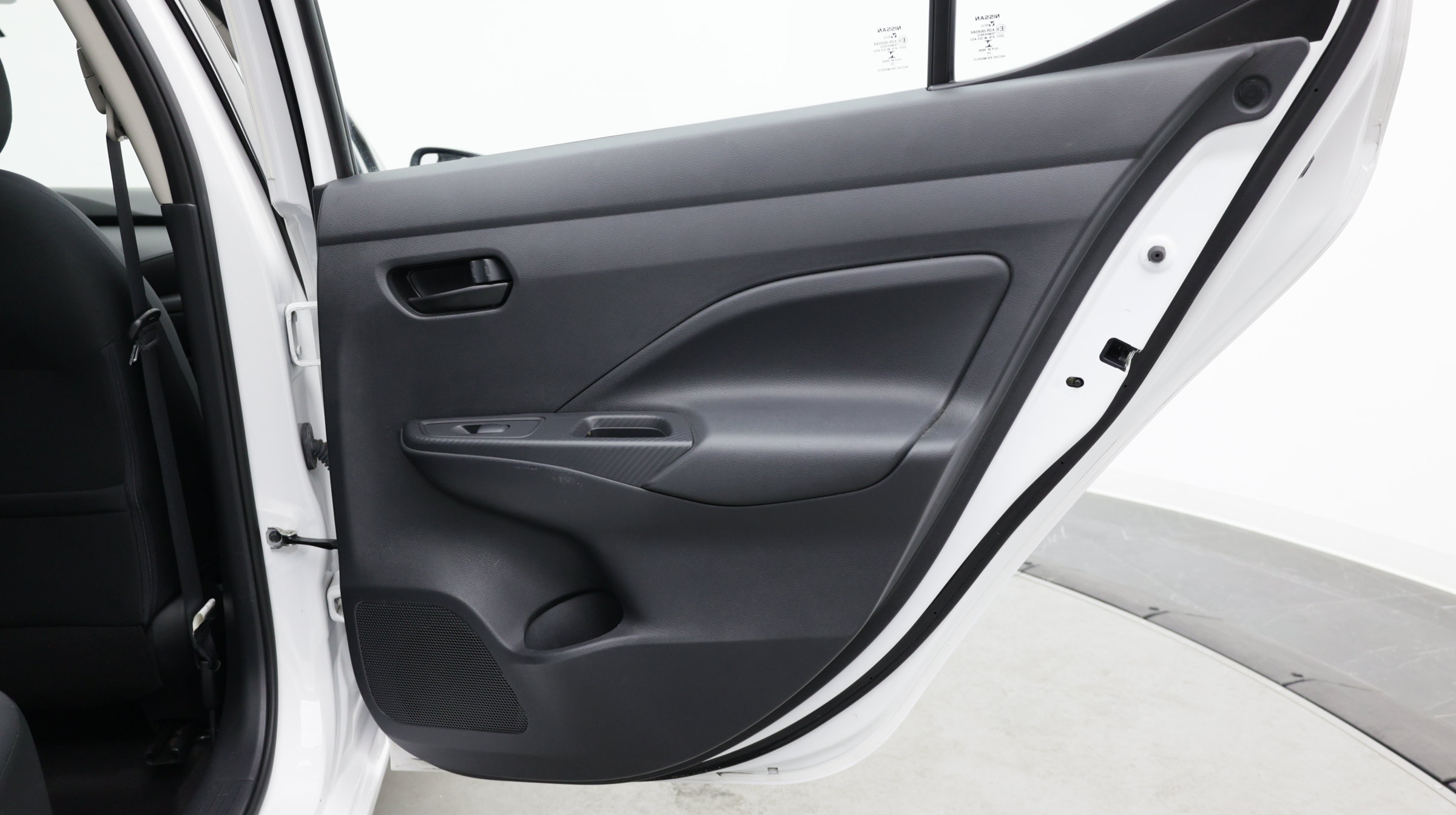 Used 2020 Nissan Versa S FWD image 32