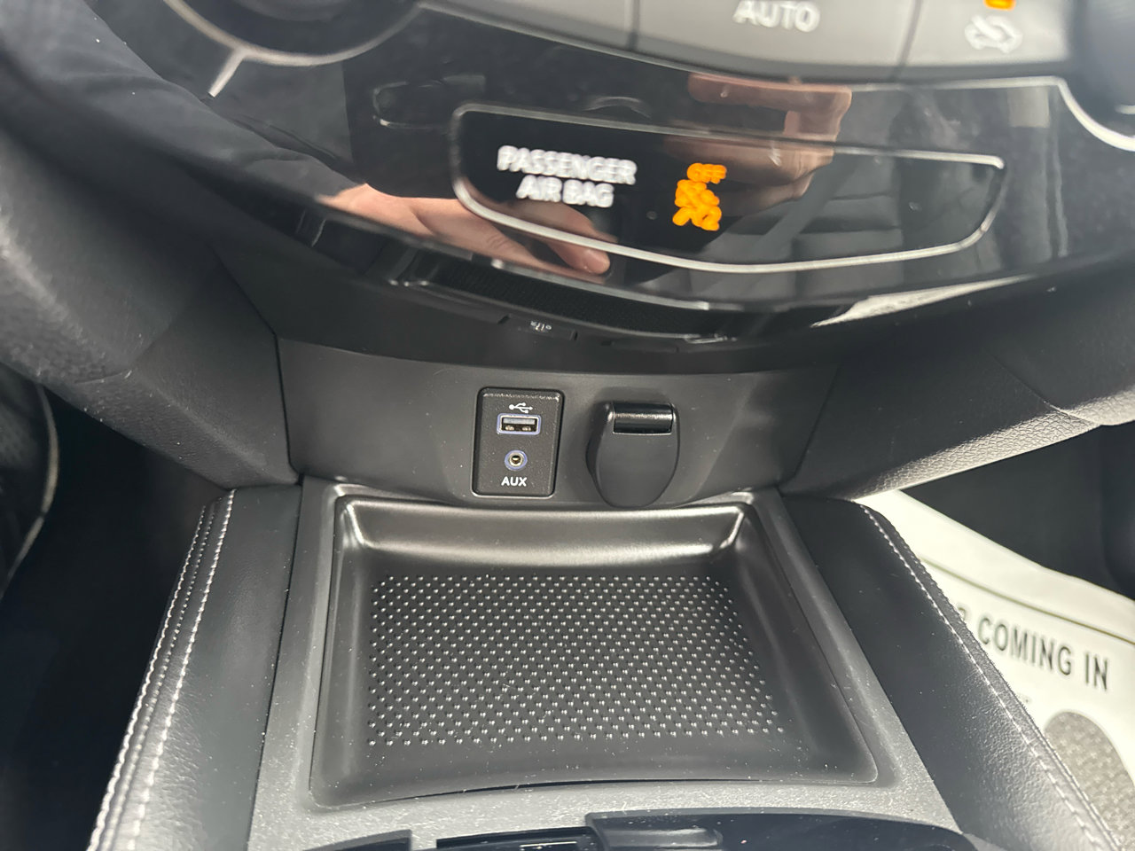 Used 2017 Nissan Rogue SL w/ SL Premium Package image 32