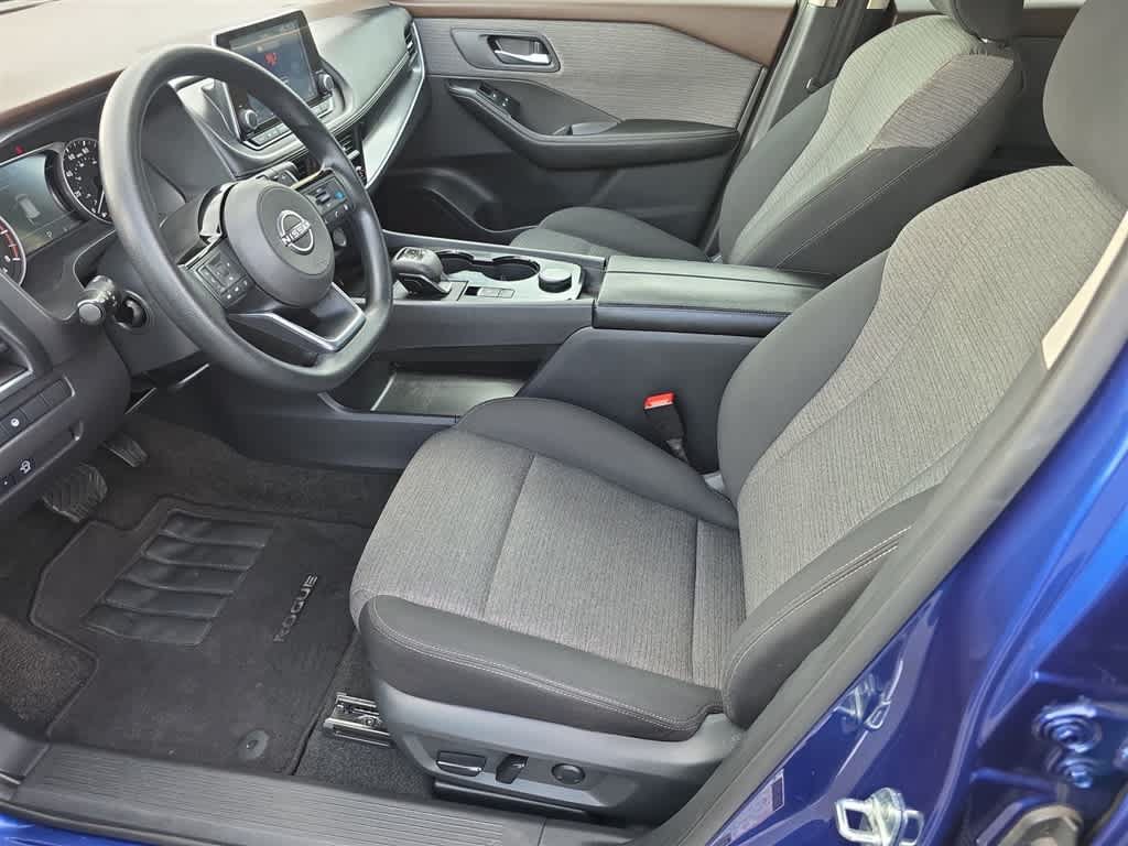Used 2023 Nissan Rogue SV AWD/4WD image 15