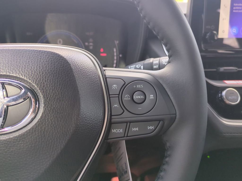 New 2026 Toyota Corolla Cross SE image 24