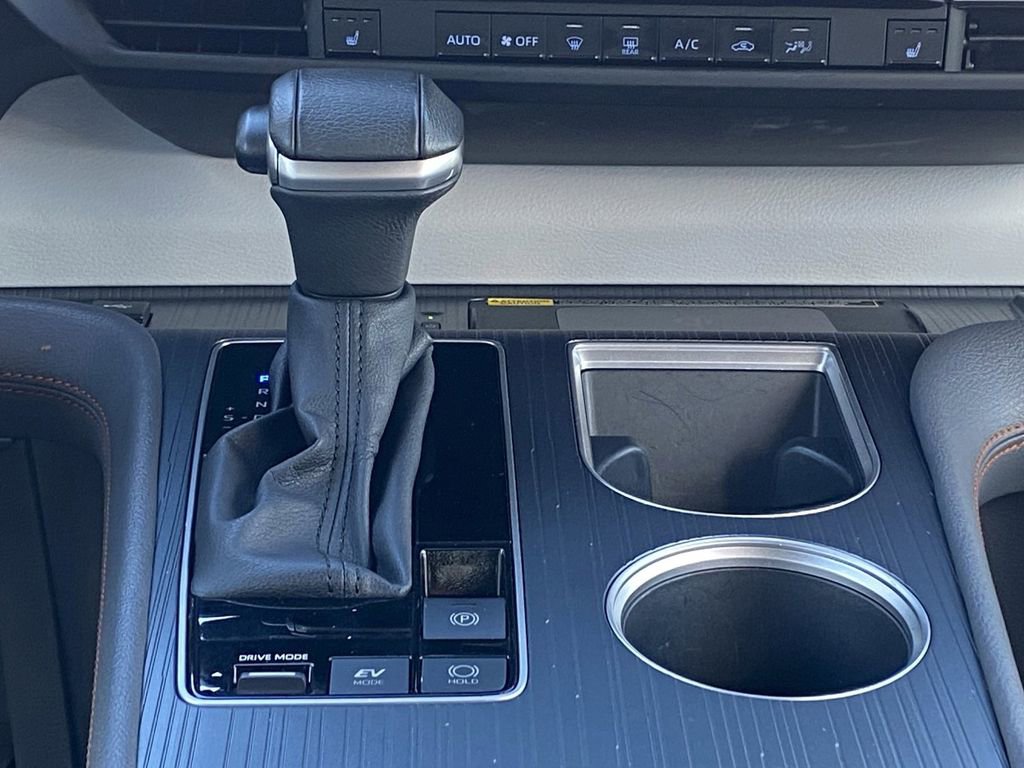 Certified 2023 Toyota Sienna XSE w/ XSE Plus Package image 31