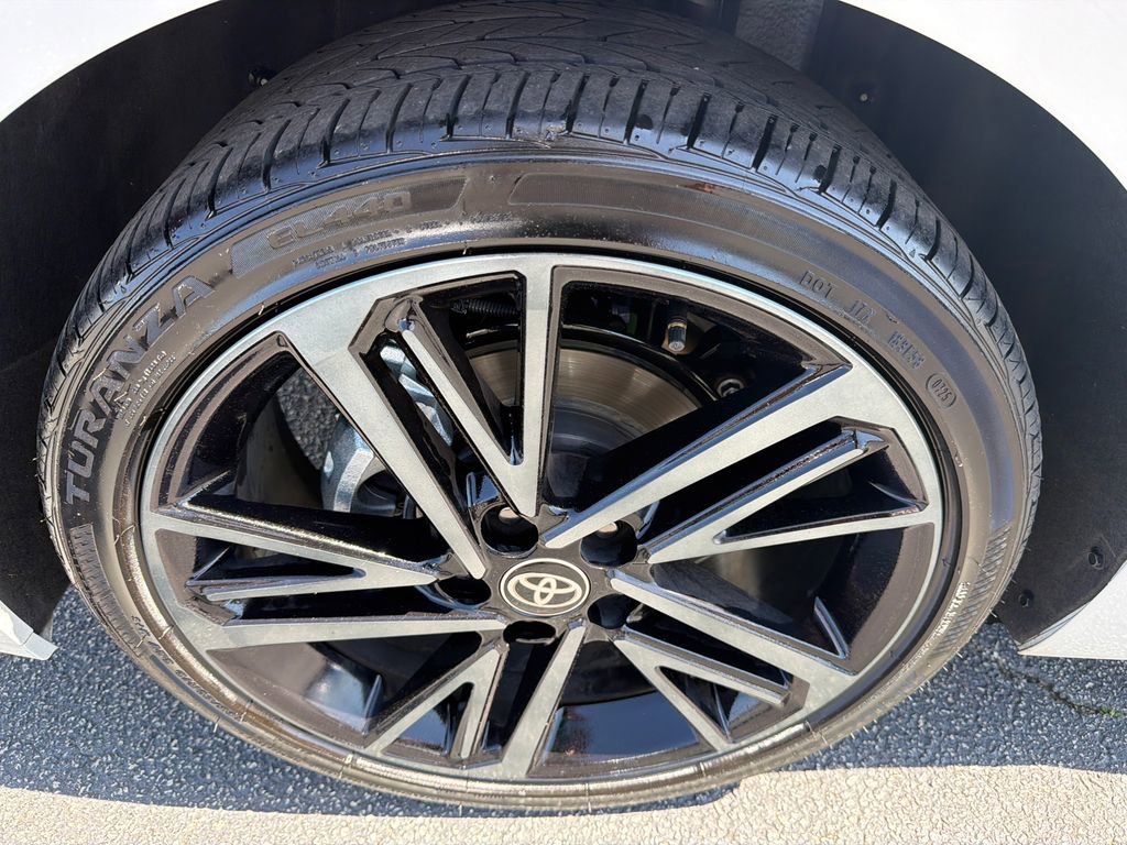 Used 2025 Toyota Camry XSE image 17