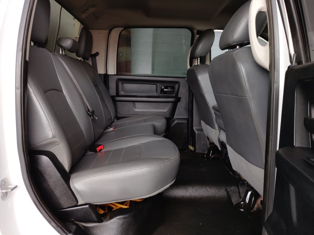 Used 2015 RAM 5500 Tradesman w/ Cold Weather Group AWD/4WD image 16