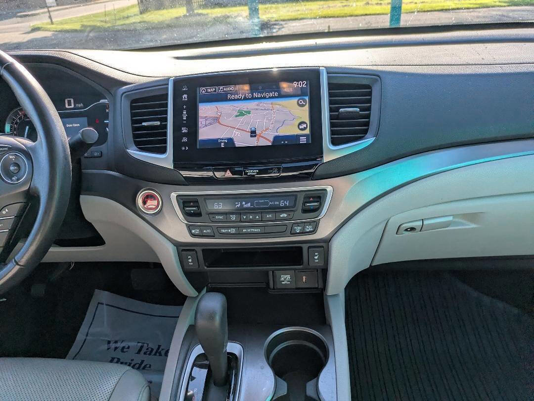 Used 2017 Honda Ridgeline RTL-T image 15