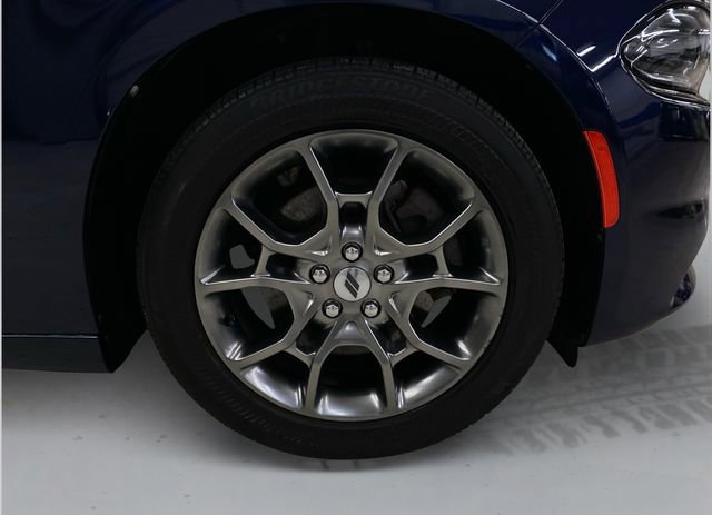 Used 2017 Dodge Charger SXT w/ AWD Plus Group image 16