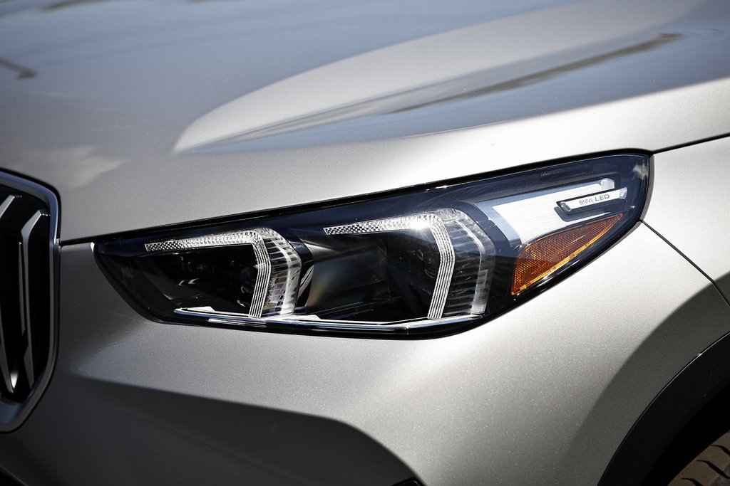 New 2026 BMW X1 xDrive28i w/ Convenience Package image 11