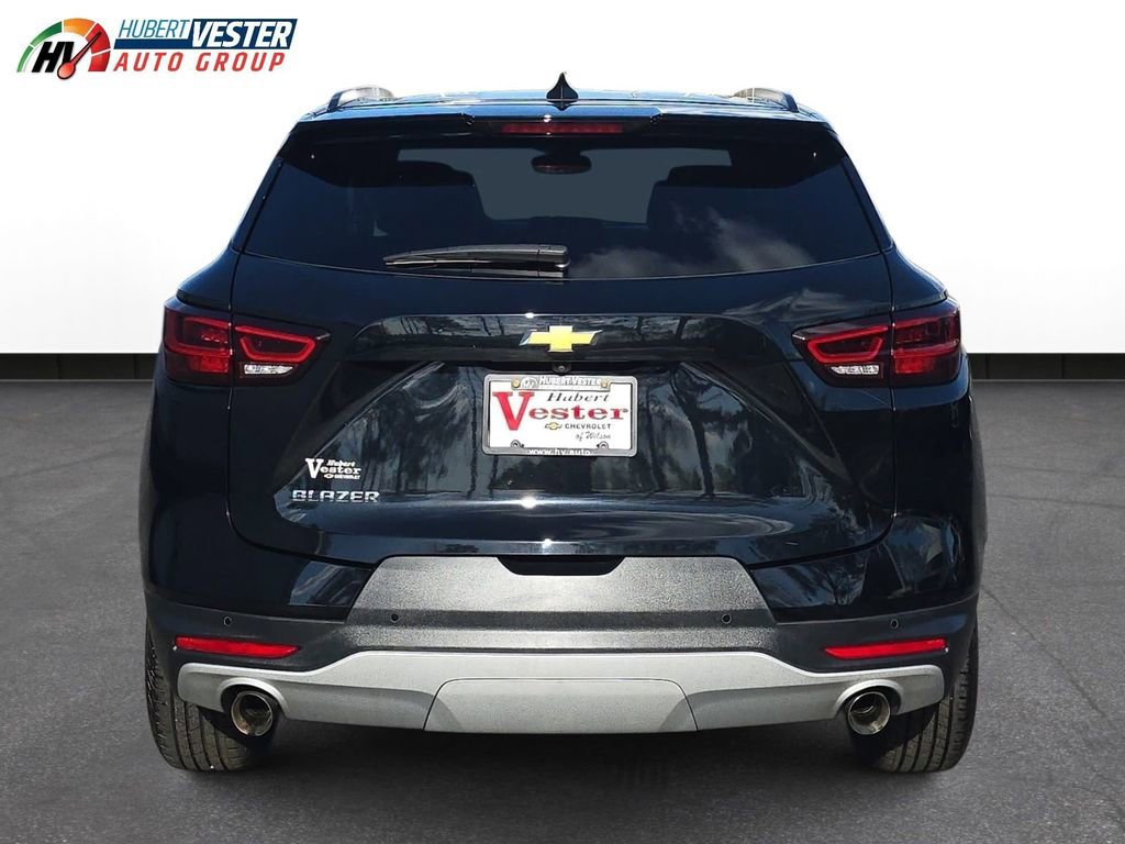 Used 2024 Chevrolet Blazer LT w/ Convenience Package image 7
