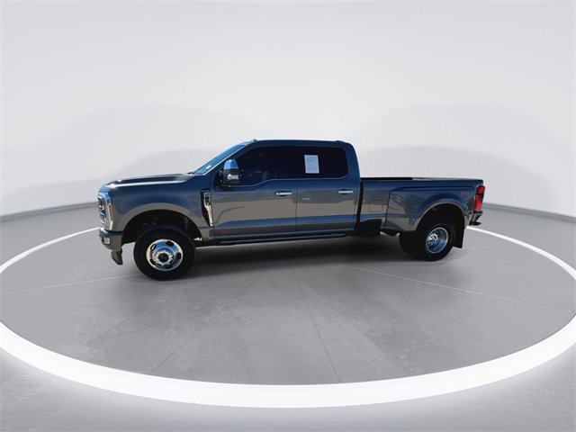 Certified 2025 Ford F350 Platinum w/ Platinum Plus Package image 6