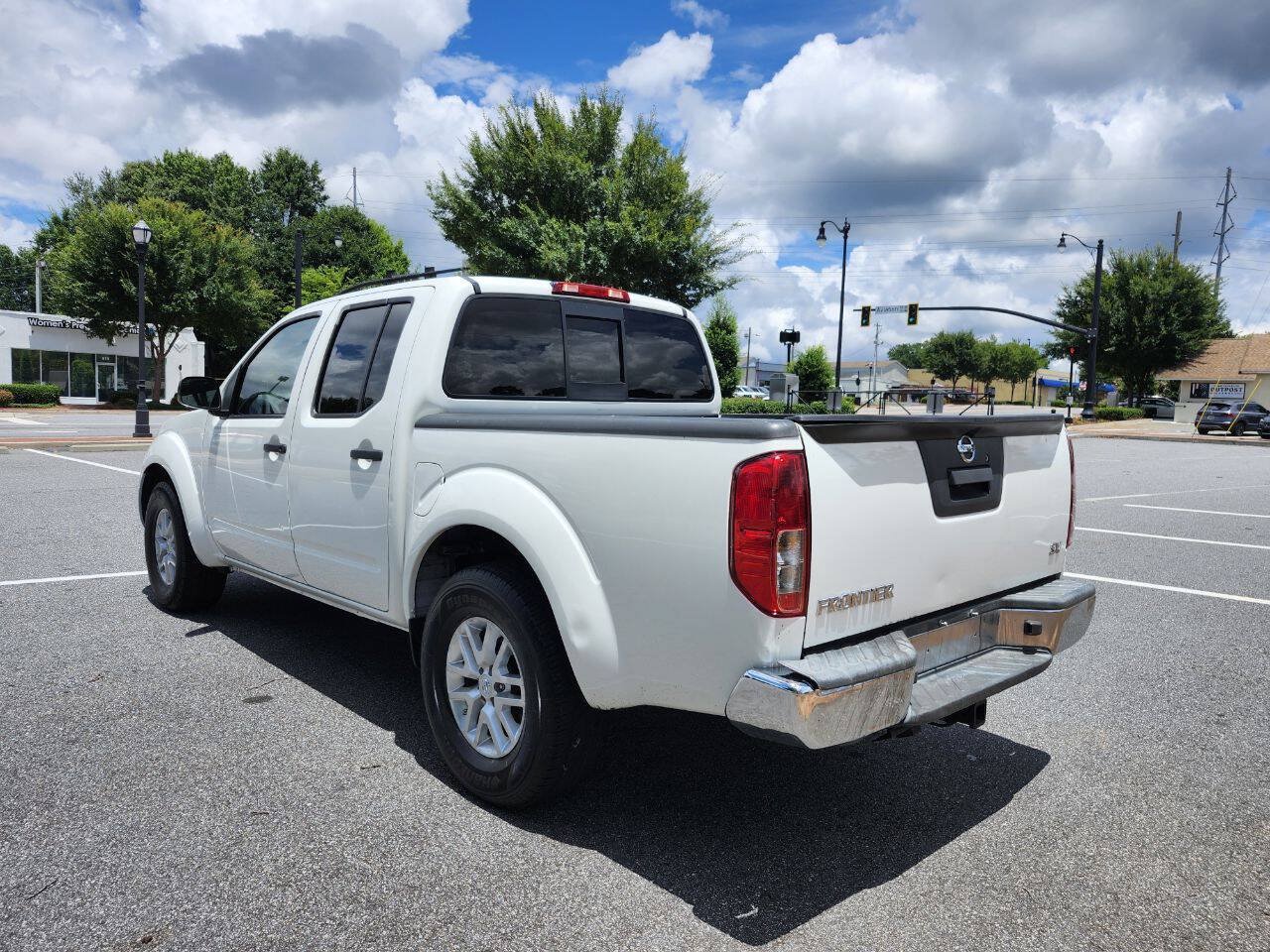 Used 2019 Nissan Frontier SV RWD image 17