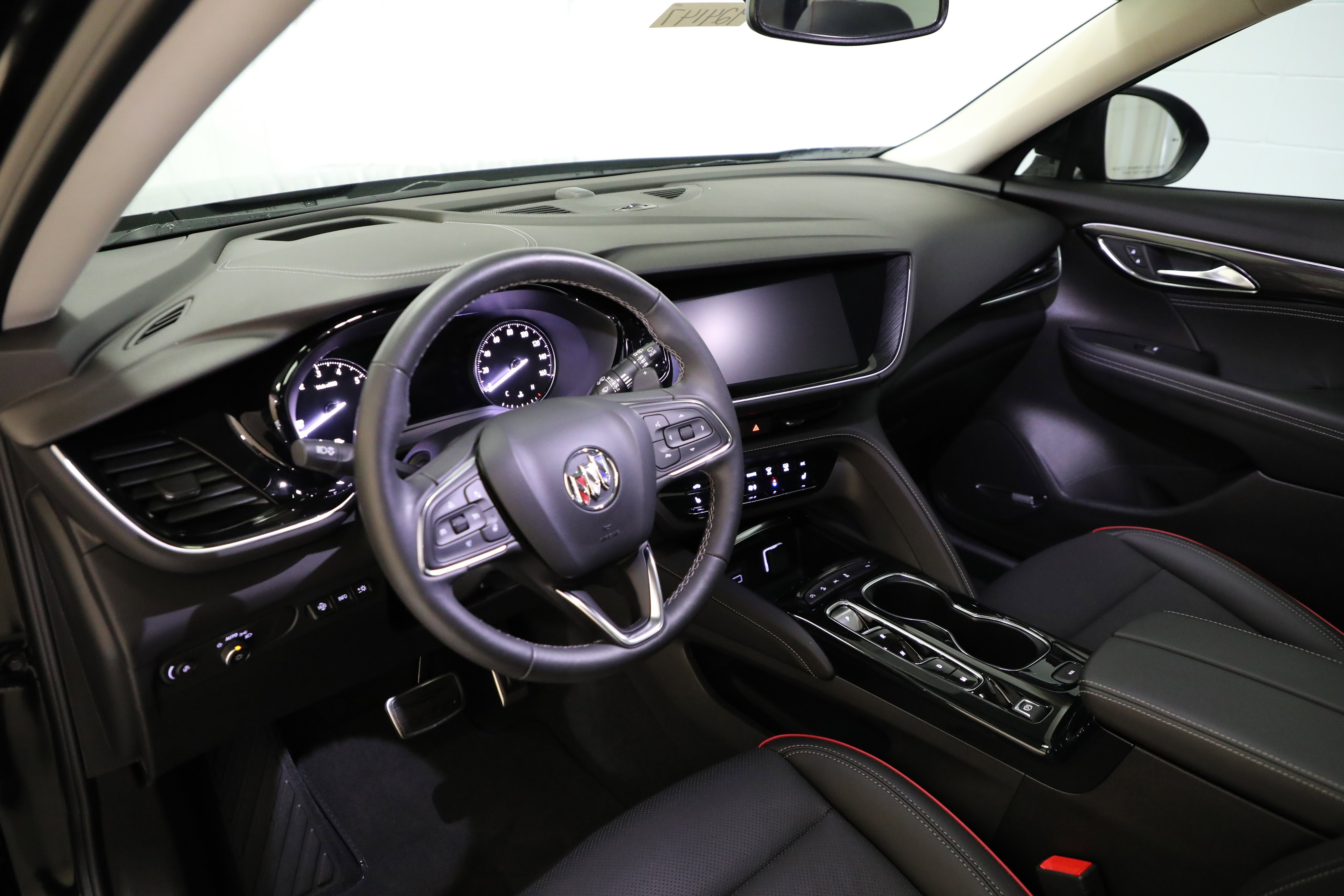 Used 2023 Buick Envision Essence w/ Technology Package I image 11