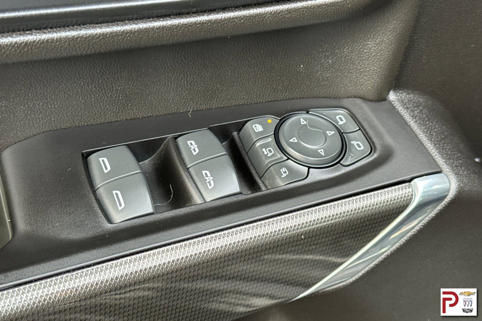 Used 2022 GMC Sierra 2500 AT4 w/ AT4 Premium Plus Package image 13