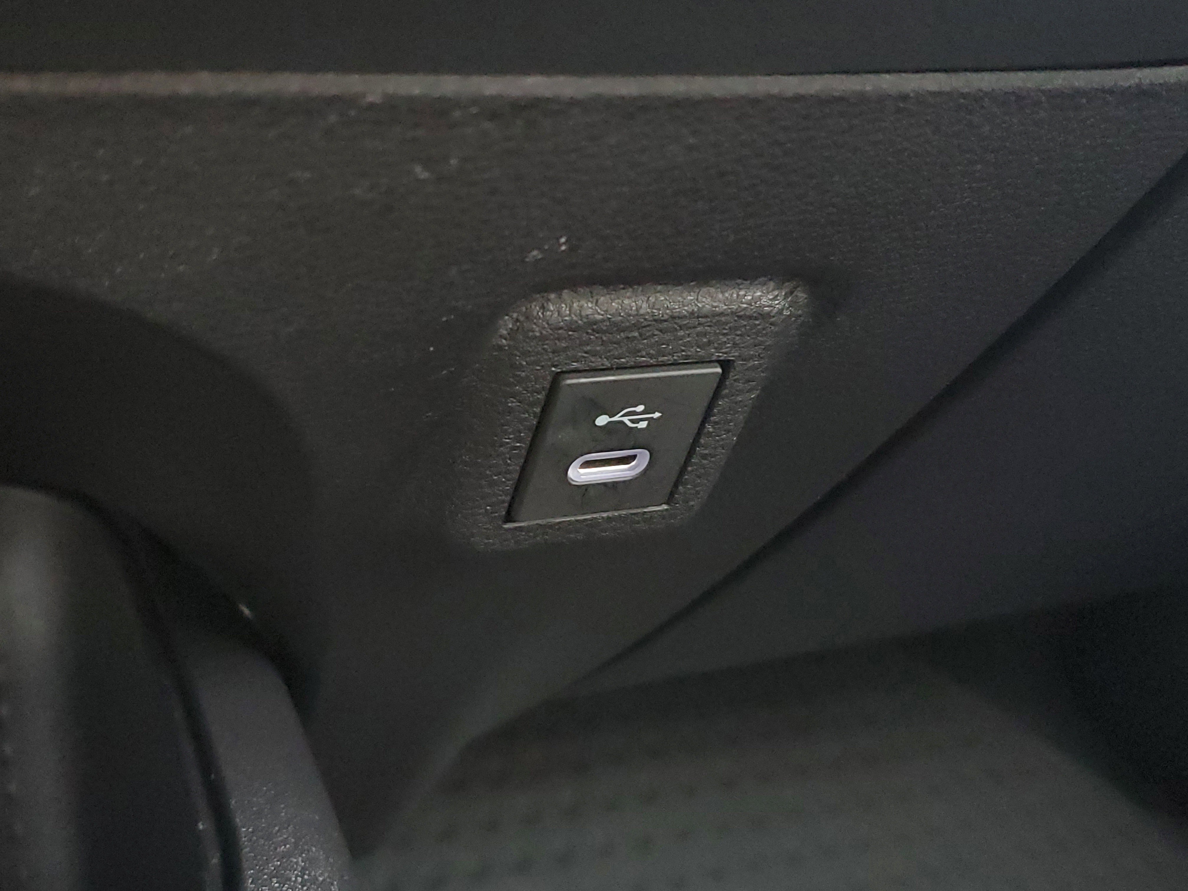 Certified 2025 Toyota Corolla LE image 26