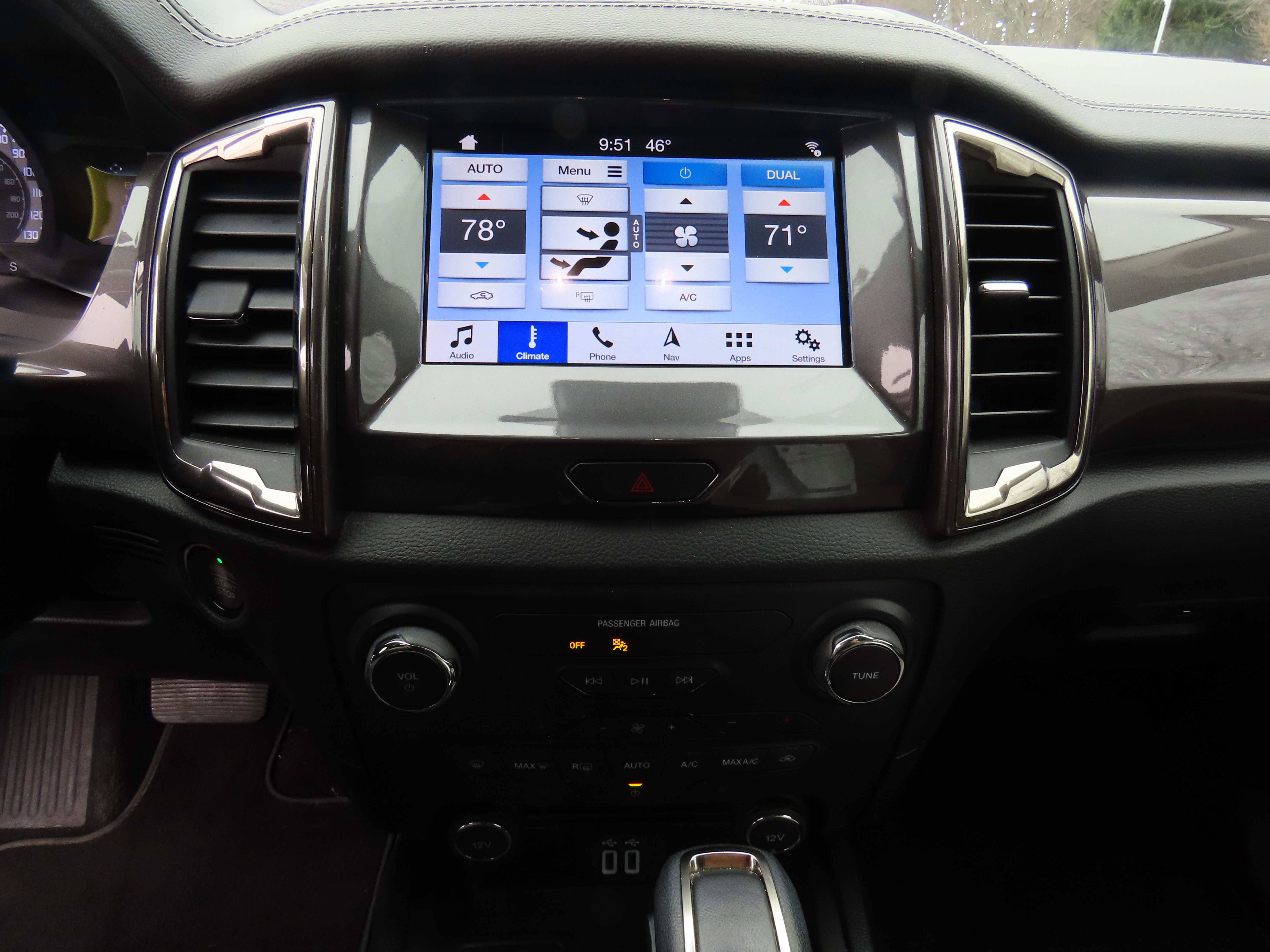 Used 2019 Ford Ranger Lariat w/ Equipment Group 501A Mid image 25