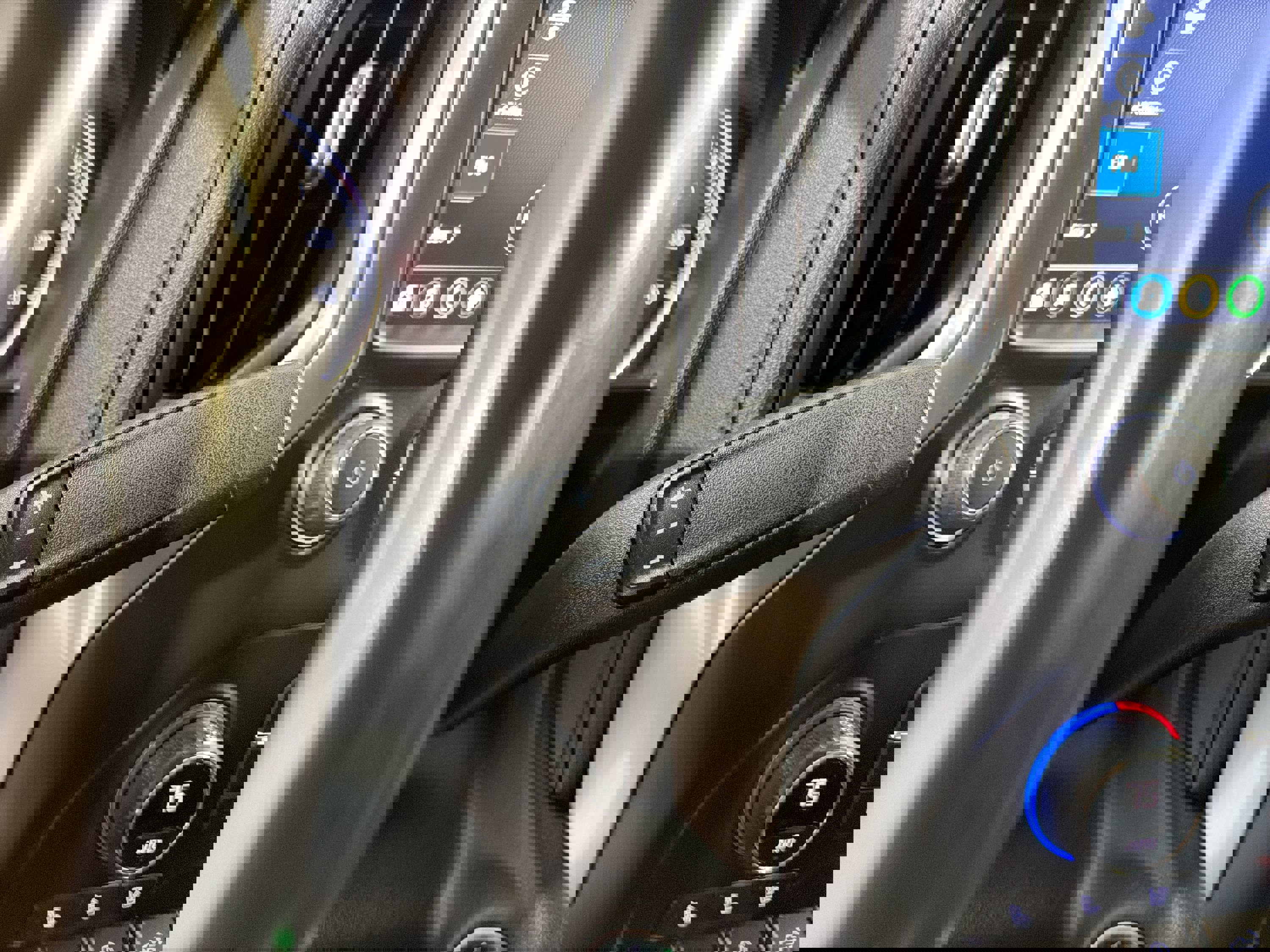 Used 2021 Chevrolet Silverado 1500 LTZ w/ Z71 Off-Road Package image 20