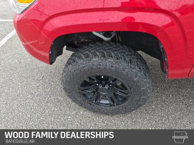 Used 2019 Toyota Tacoma SR5 image 12