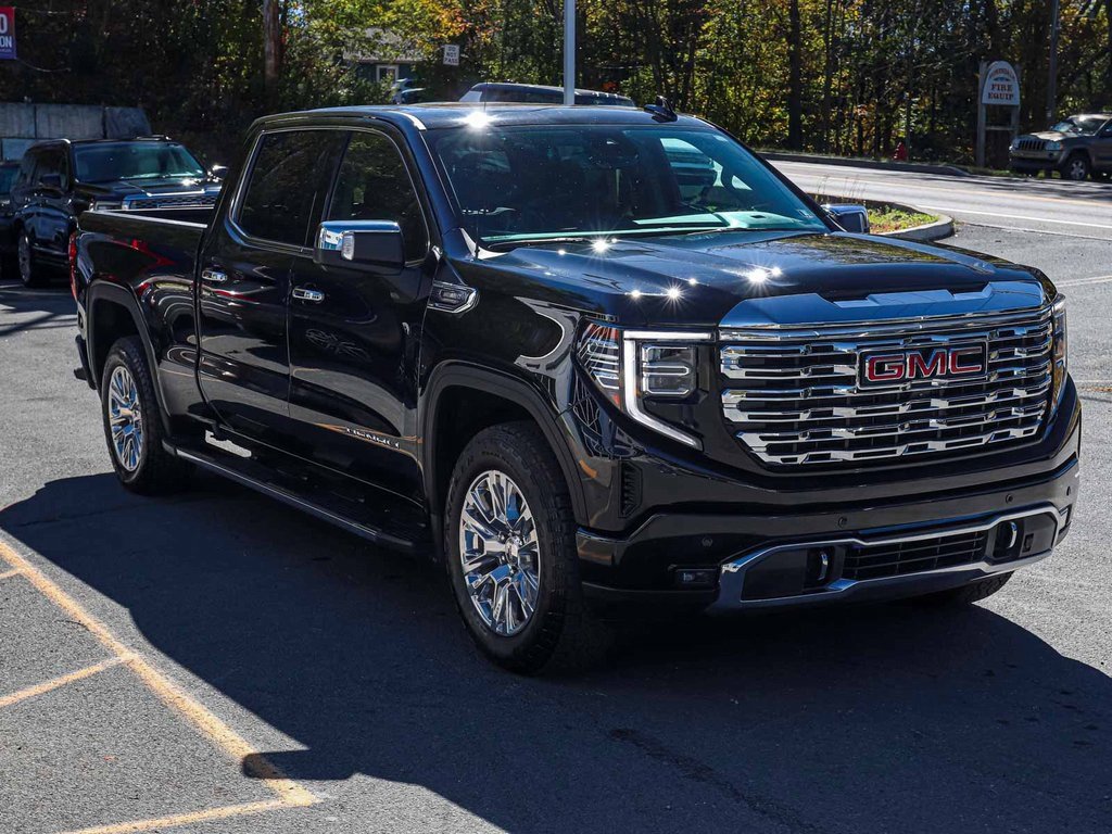 Used 2025 GMC Sierra 1500 Denali image 3