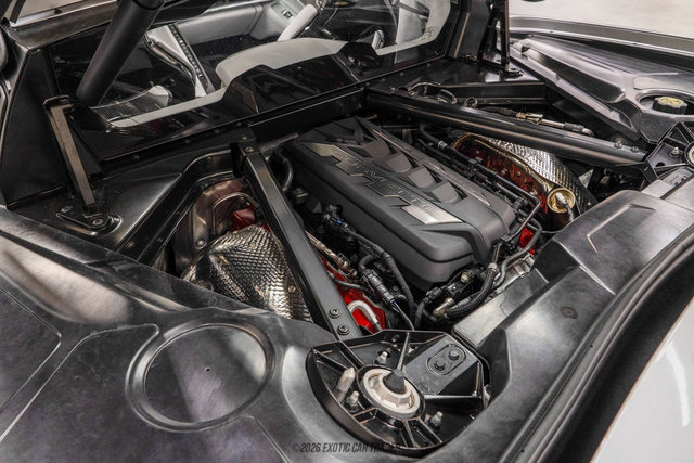 Used 2020 Chevrolet Corvette Stingray Premium Cpe w/ 3LT Preferred Equipment Group image 23