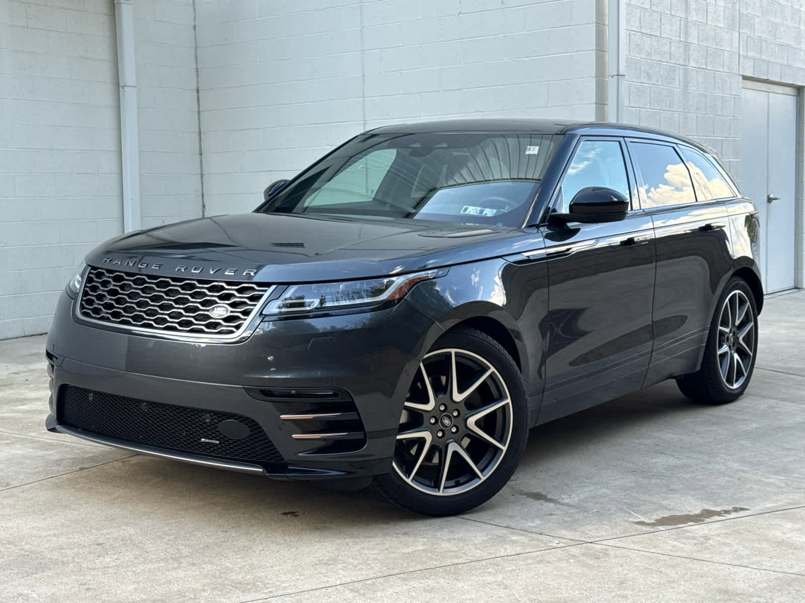 Used 2023 Land Rover Range Rover Velar R-Dynamic S