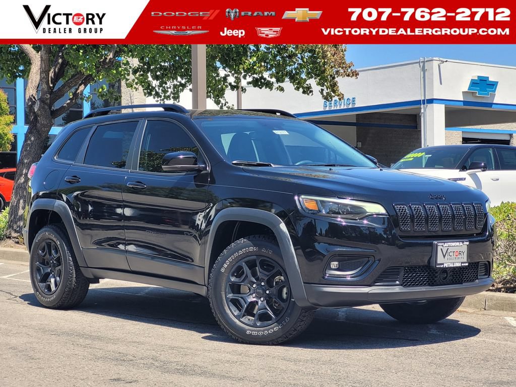 Used 2022 Jeep Cherokee Latitude AWD/4WD image 1