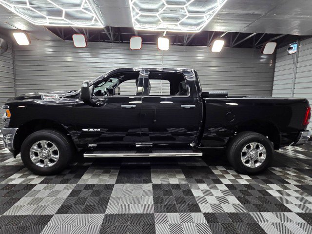 Used 2024 RAM 2500 Big Horn w/ Protection Group AWD/4WD image 9
