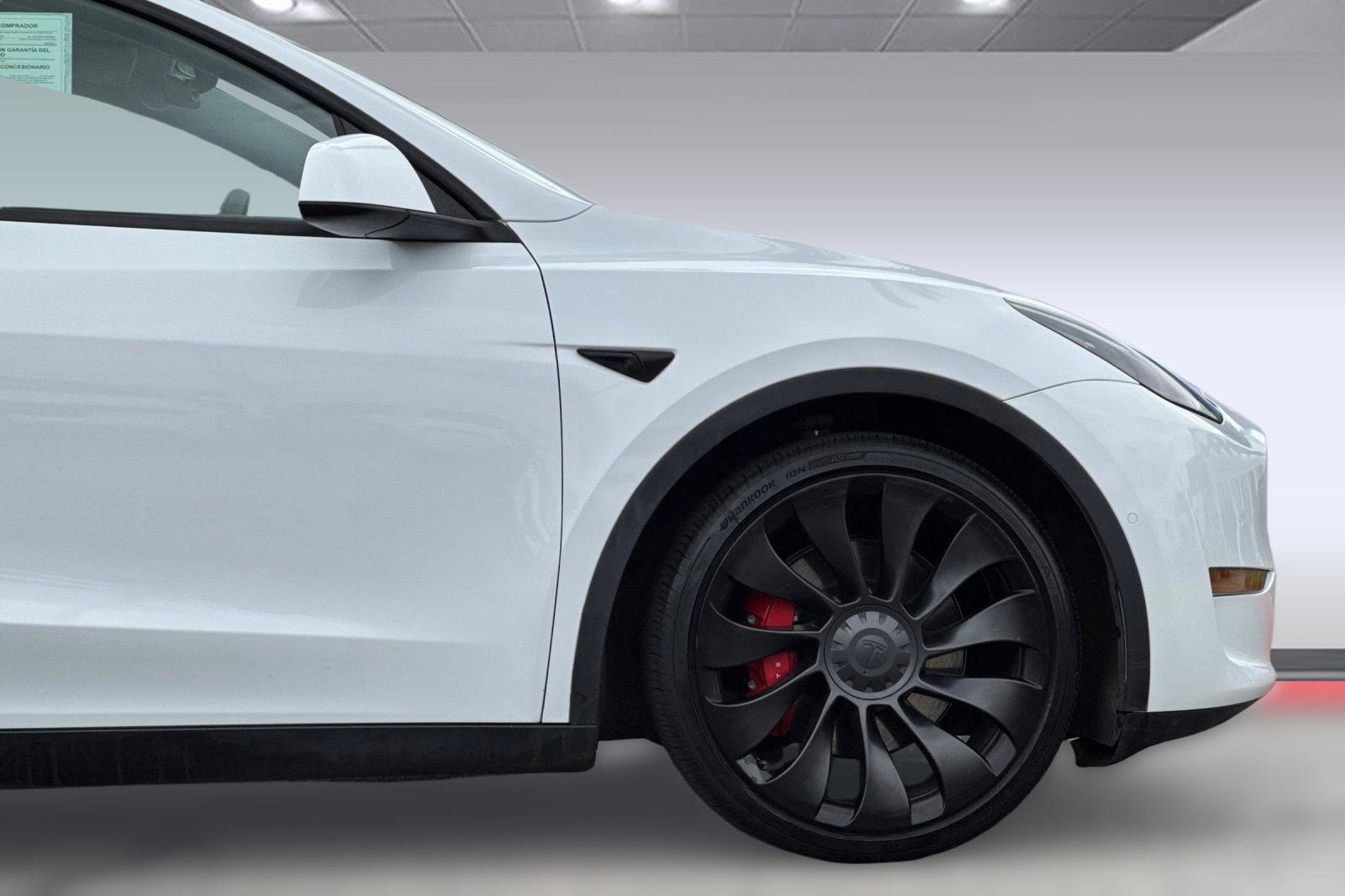 Used 2022 Tesla Model Y Performance AWD/4WD image 33
