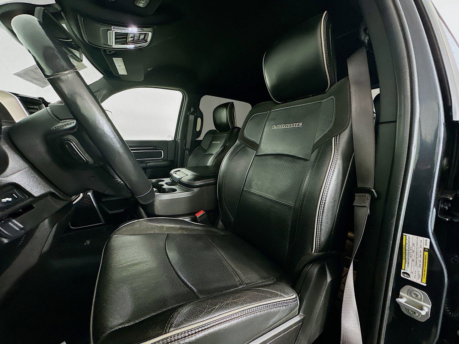 Used 2019 RAM 3500 Laramie AWD/4WD image 22