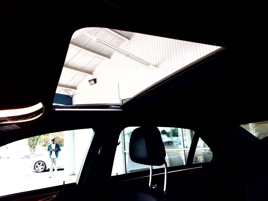 Used 2015 Mercedes-Benz E 350 4MATIC Sedan image 16